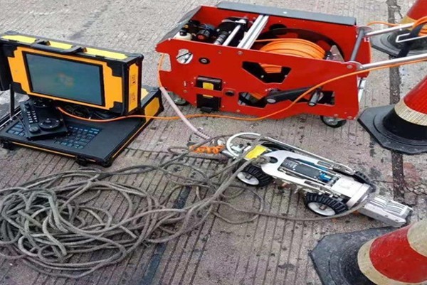 夏县CCTV管道检测机器人